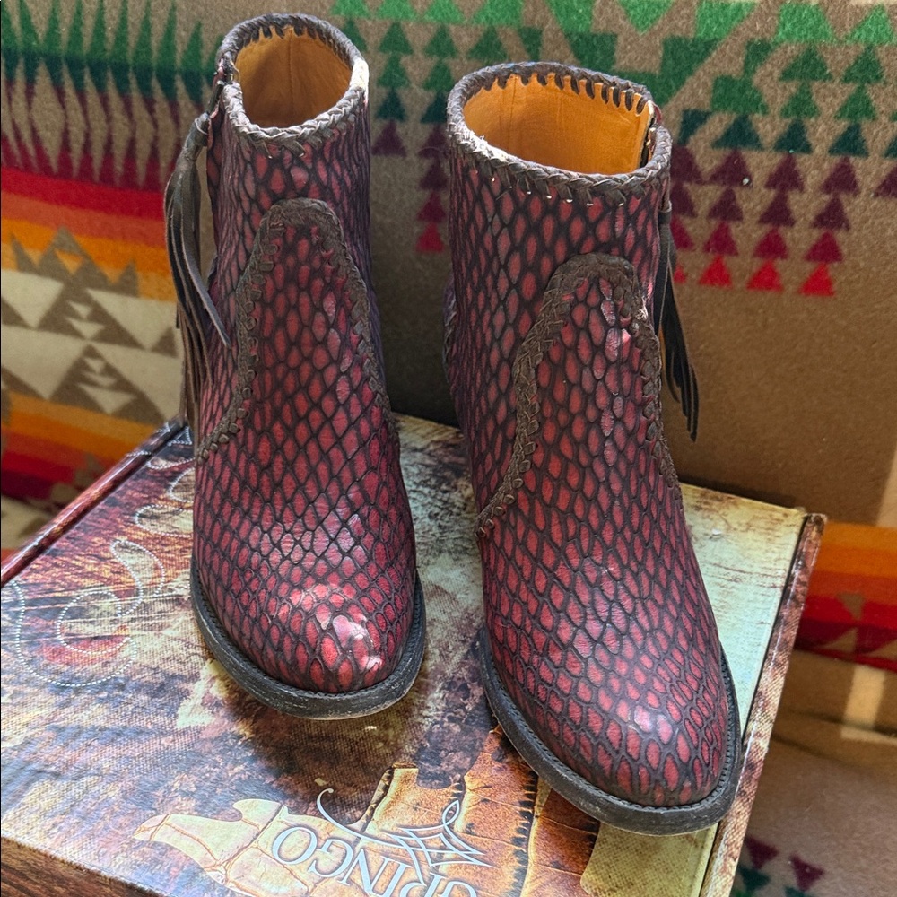 Old Gringo Women's Red and Black Ankle Boots - Picture 3 of 8